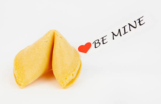 sii mio - heart shape fortune cookie short phrase sayings foto e immagini stock