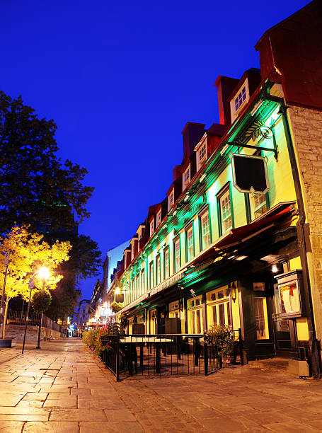 istock Old Quebec City Urban Bistro 175222568