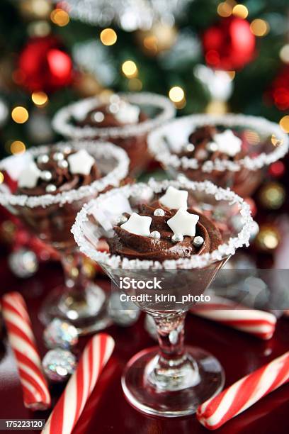 Dolce Di Natale - Fotografie stock e altre immagini di Mousse al cioccolato - Mousse al cioccolato, Natale, Albero