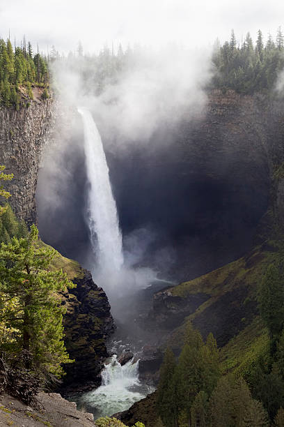 istock Helmcken Falls, Wells Gray Provincial Park, Canada 175225300