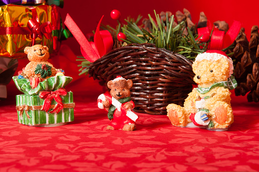 China Teddy Bears with presents, basket and pine cones