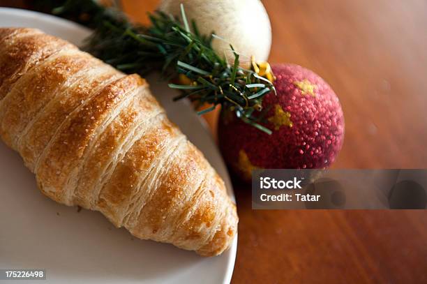 Foto de Croiassant Para O Natal e mais fotos de stock de Bola doce - Bola doce, Branco, Café da manhã