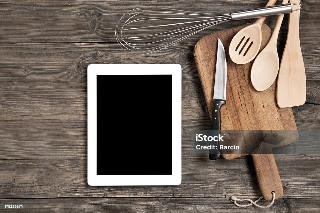 Küchenutensilien, die mit digitalen tablet - Lizenzfrei Tablet PC Stock-Foto