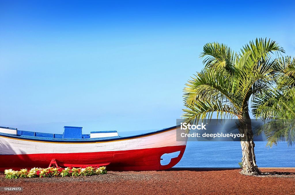 Little vieux bateau - Photo de Tenerife libre de droits