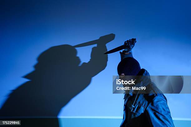 Einbrecher Mit Messer Stockfoto und mehr Bilder von Aggression - Aggression, Angst, Attentat