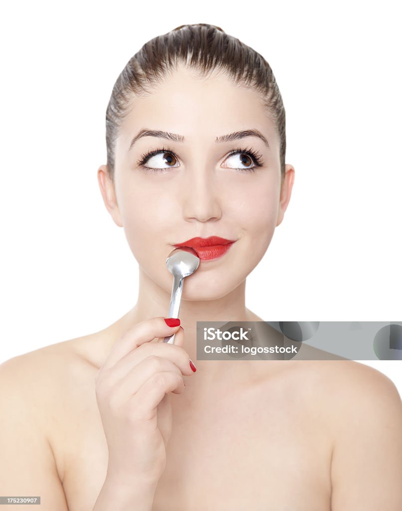 Chica de belleza con cuchara - Foto de stock de Saborear libre de derechos