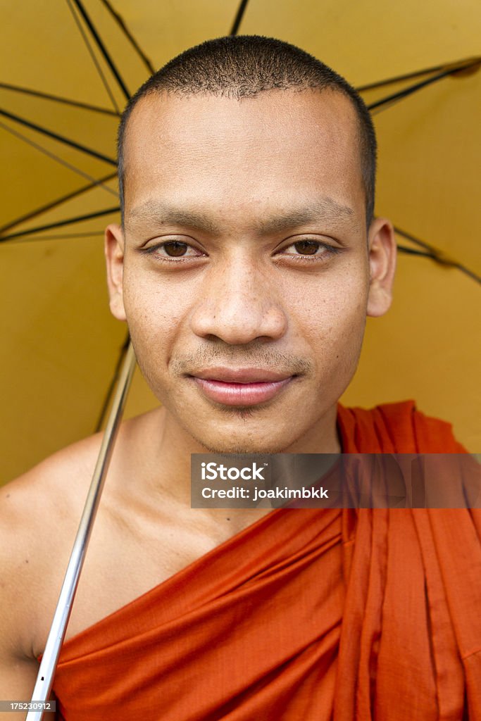 Jovem Retrato de Monge Budista - Royalty-free Adulto Foto de stock