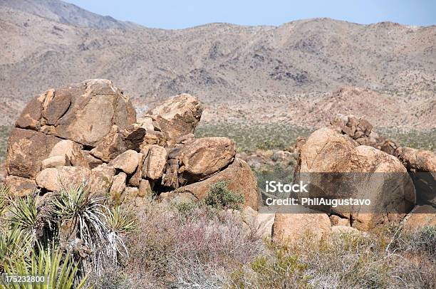 Gefährde Felsformation In Joshua Tree National Park In Kalifornien Stockfoto und mehr Bilder von Berg