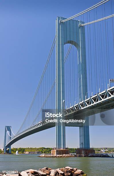 Foto de Ponte Verrazanonarrows Nova York e mais fotos de stock de Alto - Descrição Geral - Alto - Descrição Geral, Arco - Característica arquitetônica, Arquitetura