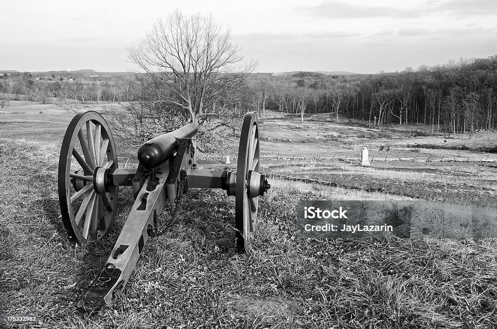 Campo di battaglia di Gettysburg, Pennsylvania cannon, ormai relitti di guerra civile americana, Stati Uniti - Foto stock royalty-free di Bianco e nero