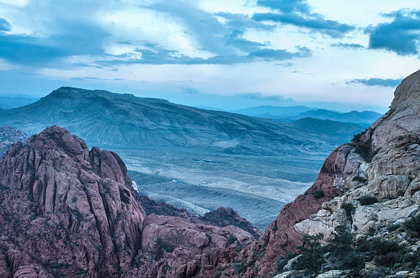 istock HDR - Red Rock Canyon at Dusk 175237136