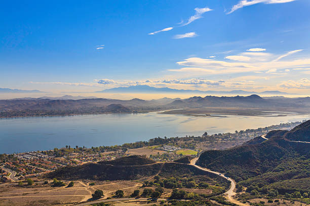 istock Lake Elsinore, California 175238458
