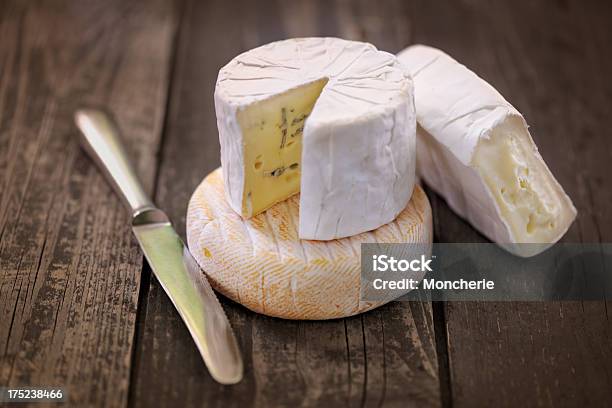 チーズプレート - チーズのストックフォトや画像を多数ご用意 - チーズ, アジアーゴチーズ, アンティパスト