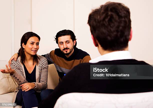 Photo libre de droit de Psychologie De Mariage banque d'images et plus d'images libres de droit de Adulte - Adulte, Amour, Amélioration