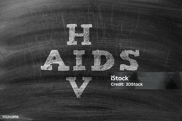 Foto de Sida E Do Vih e mais fotos de stock de AIDS - AIDS, Aprender, Branco