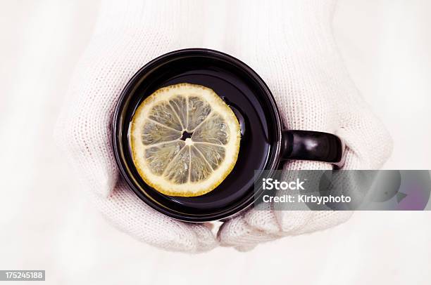 Heißer Tee Mit Einer Zitronenscheibe Stockfoto und mehr Bilder von Draufsicht - Draufsicht, Erfrischung, Erwachsene Person