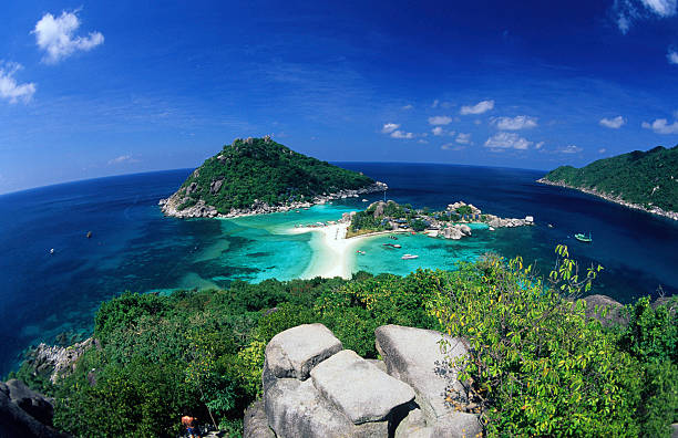 istock Thailand, Surat Thani Province, Ko Nang Yuan islets. 175246795