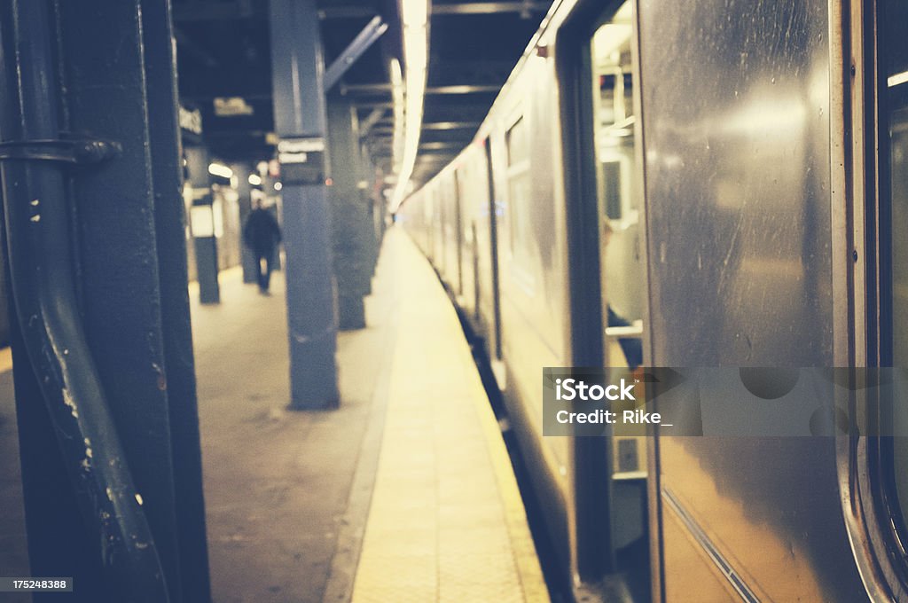 지하철 뉴욕시행 - 로열티 프리 0명 스톡 사진