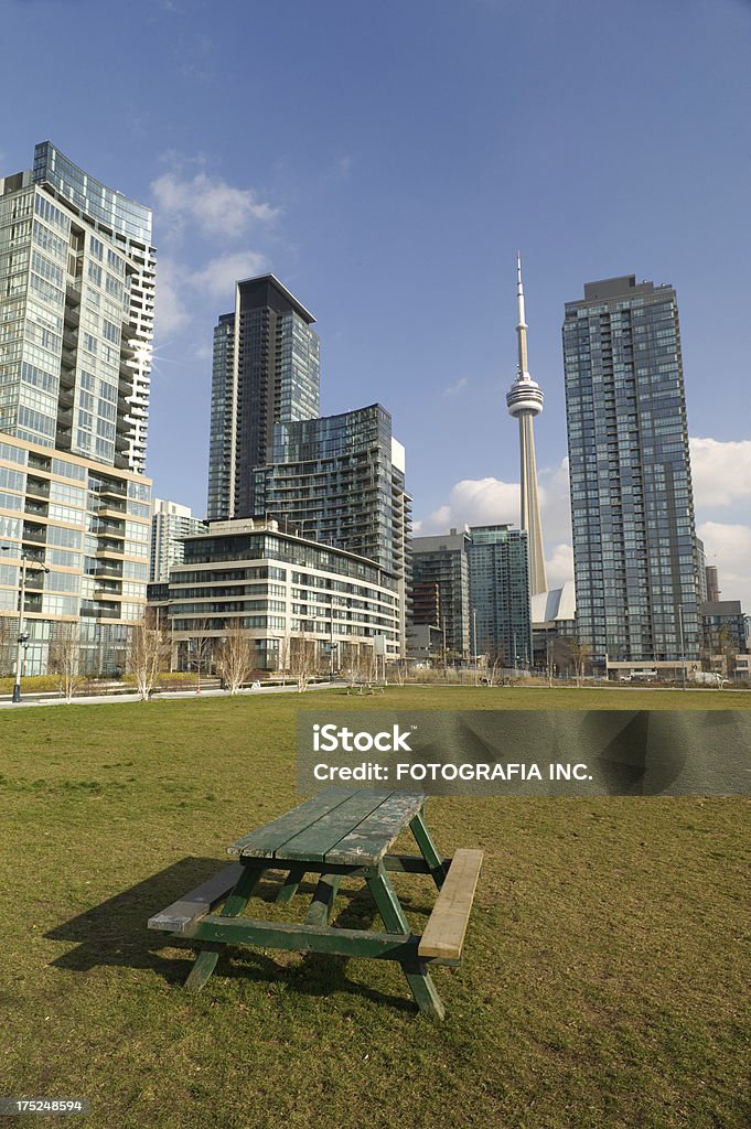 Condo cidade de Toronto - Royalty-free Ajardinado Foto de stock