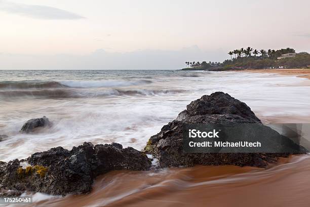 Photo libre de droit de Rocks At Kamaole Beach À Maui banque d'images et plus d'images libres de droit de Amérique du Nord - Amérique du Nord, Beauté de la nature, Caillou