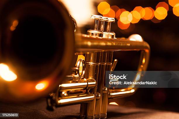 Tromba - Fotografie stock e altre immagini di Jazz - Jazz, Tromba, Club