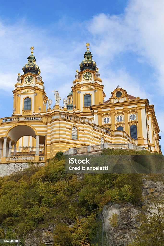 Melk Abbey in Wachau valley, Austria - Foto stock royalty-free di Architettura