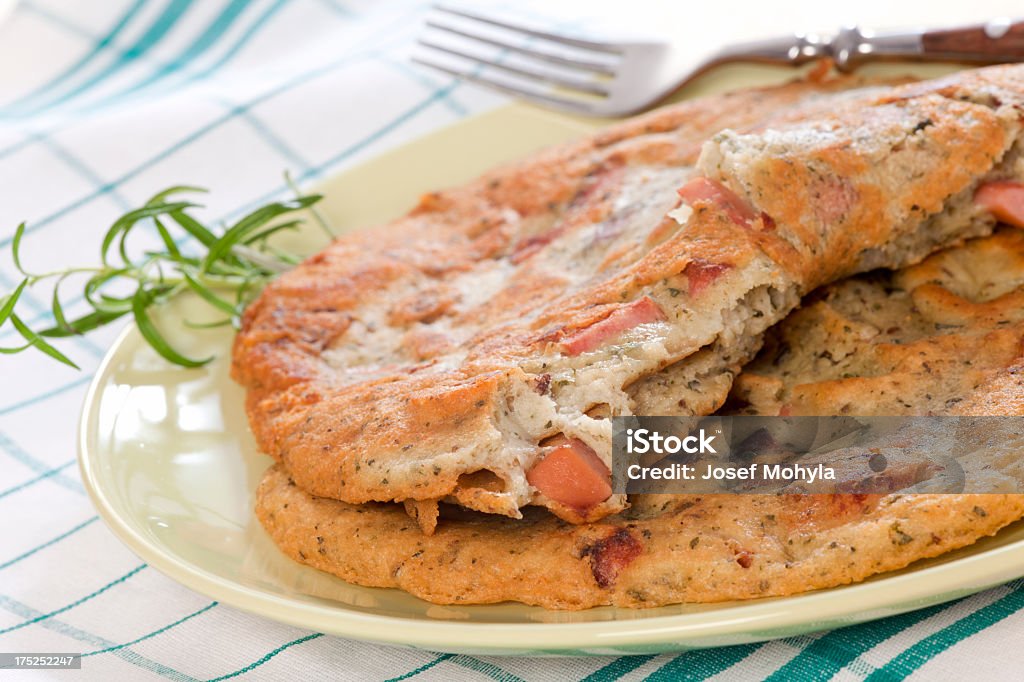 Patate pancake con salsiccia - Foto stock royalty-free di Cena