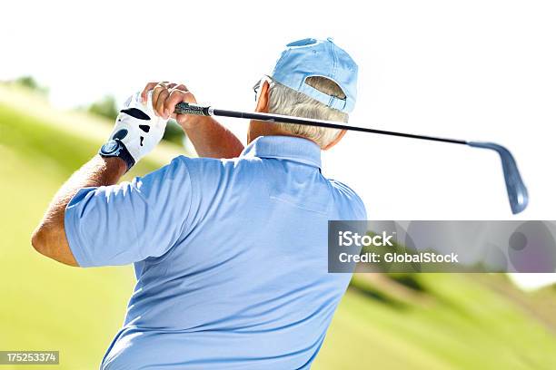 Seinem Abschlag Perfektioniert Er Hat Über Die Jahre Stockfoto und mehr Bilder von Golfschläger