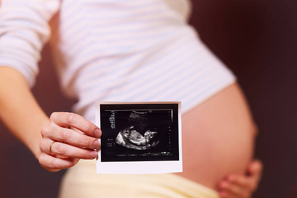 istock Pregnant woman 175253617