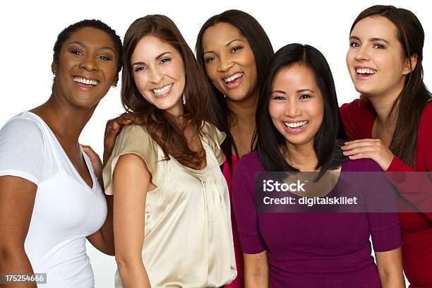 Diverse Group Женщин — стоковые фотографии и другие картинки 25-29 лет - 25-29 лет, 35-39 лет, 40-44 года