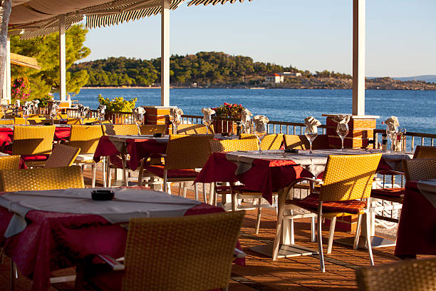 table setting at beach restaurant - dinner croatia bildbanksfoton och bilder