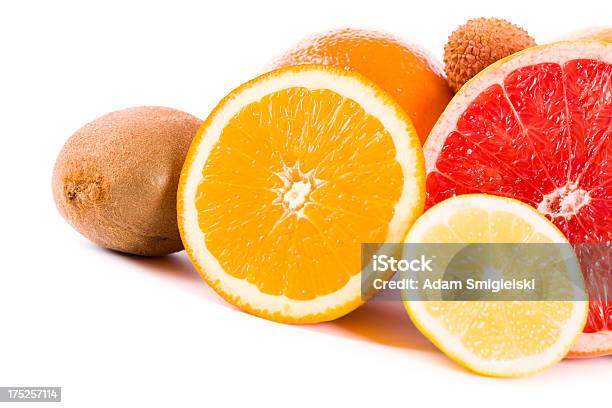 Fruta Cítrica Foto de stock y más banco de imágenes de Alimento - Alimento, Amarillo - Color, Comida sana