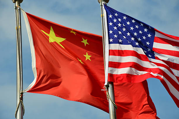 china atrás da américa - chinese flag imagens e fotografias de stock