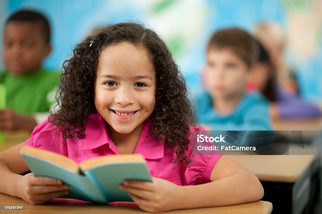 Escuela primaria - Foto de stock de 6-7 años libre de derechos