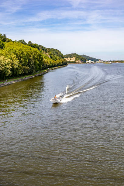 Two passing speedboats