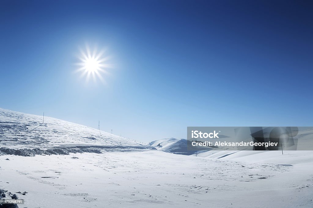 Snowy Alpes Italianos no inverno no nascer do sol - Foto de stock de Alpes europeus royalty-free