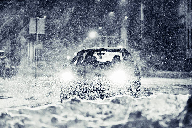 istock Late night traffic on a severe snow storm 175259768
