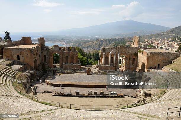 Photo libre de droit de Taormina banque d'images et plus d'images libres de droit de Etna - Etna, Culture grecque, Culture italienne