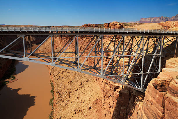 pont navajo, près de page, arizona, états-unis - lee ferry photos et images de collection