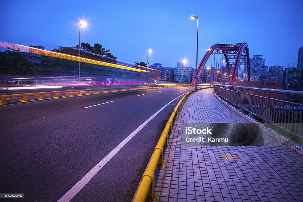 A ponte de estrada de Autocarro - Royalty-free Acender Foto de stock