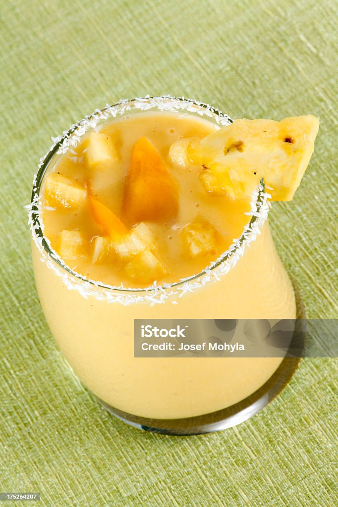 Mango und Ananas-Smoothie - Lizenzfrei Ananas Stock-Foto