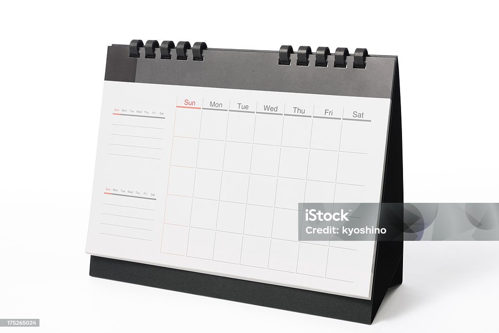 Isolato colpo di calendario desktop vuoto su sfondo bianco - Foto stock royalty-free di Calendario