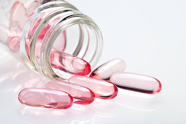 istock Ibuprofen gel capsules 175265120