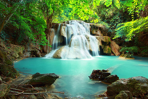 huay mae kamin cascada - waterfall thailand tropical rainforest tropical climate fotografías e imágenes de stock