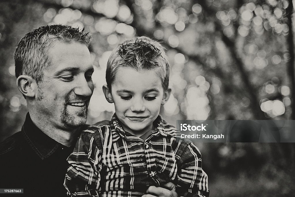 父と息子 - 6歳から7歳のロイヤリティフリーストックフォト