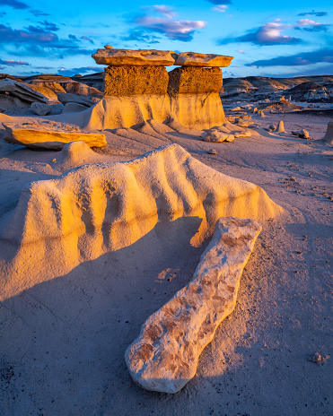 A unique desert landscape with out of this world scenery. Including hoodoos, fins, wings and the egg hatchery.