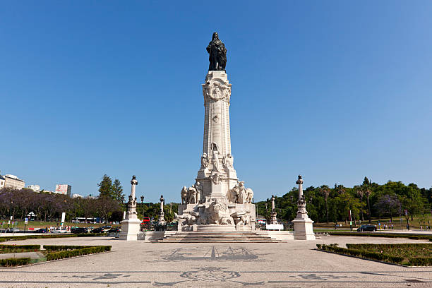 istock Lisbon, monument on the Marques de Pombal square 175323182