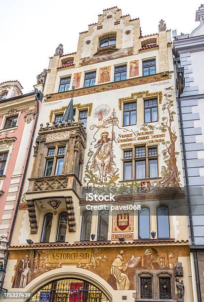 Фасад Исторического Здания В Праге — стоковые фотографии и другие картинки Архитектура - Архитектура, Башня, Большой город