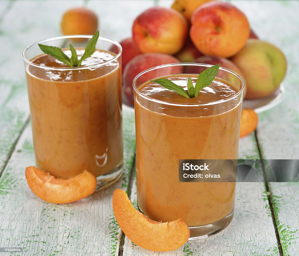 peach-smoothies - Lizenzfrei Alkoholfreies Getränk Stock-Foto