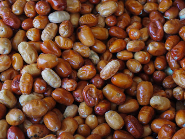 istock Black Raisins sold in the market 1753780916